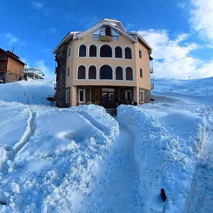 Hotel Seven Gudauri Luaran gambar